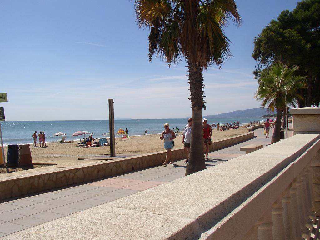Apartamentos Alquihouse Vilafortuny Cambrils Exterior foto