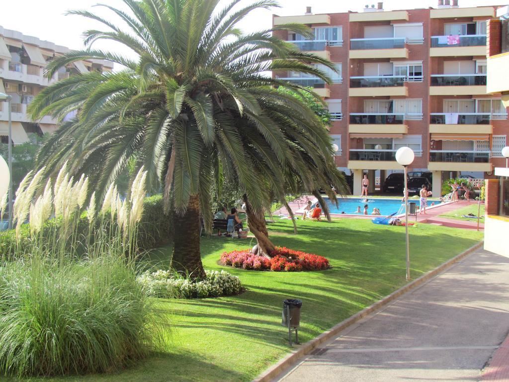 Apartamentos Alquihouse Vilafortuny Cambrils Habitación foto